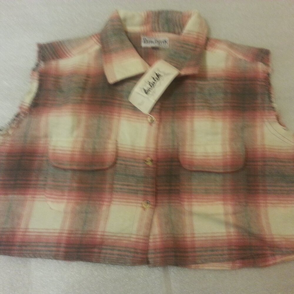 NWT TWO Sleeveless Farmer Shirt Cotton Flannel Super Soft & Comfy Women's Size M